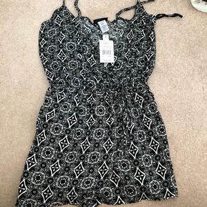 Black and white patterned romper!